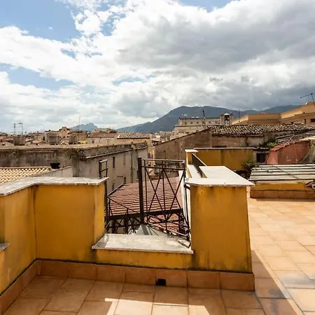 Luminos Vucciria Apartman Palermo